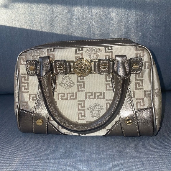 🔥Mini Versace🔥Medusa purse Vintage Versace bag Boston duffle bowler Y2k handbag - Picture 15 of 15